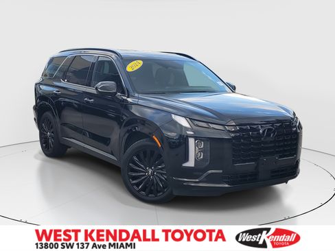 Used 2024 Hyundai Palisade Calligraphy image 1