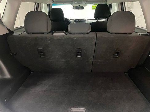 Used 2019 Kia Soul image 12