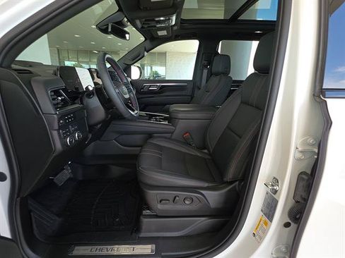 Used 2025 Chevrolet Tahoe RST w/ Comfort Package AWD/4WD image 10