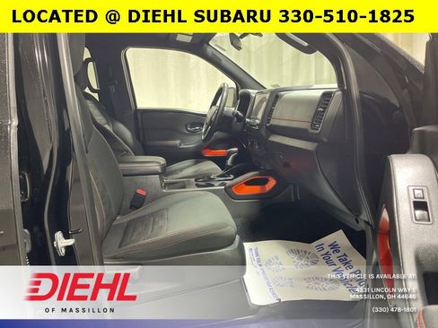 Used 2022 Nissan Frontier PRO-4X image 12
