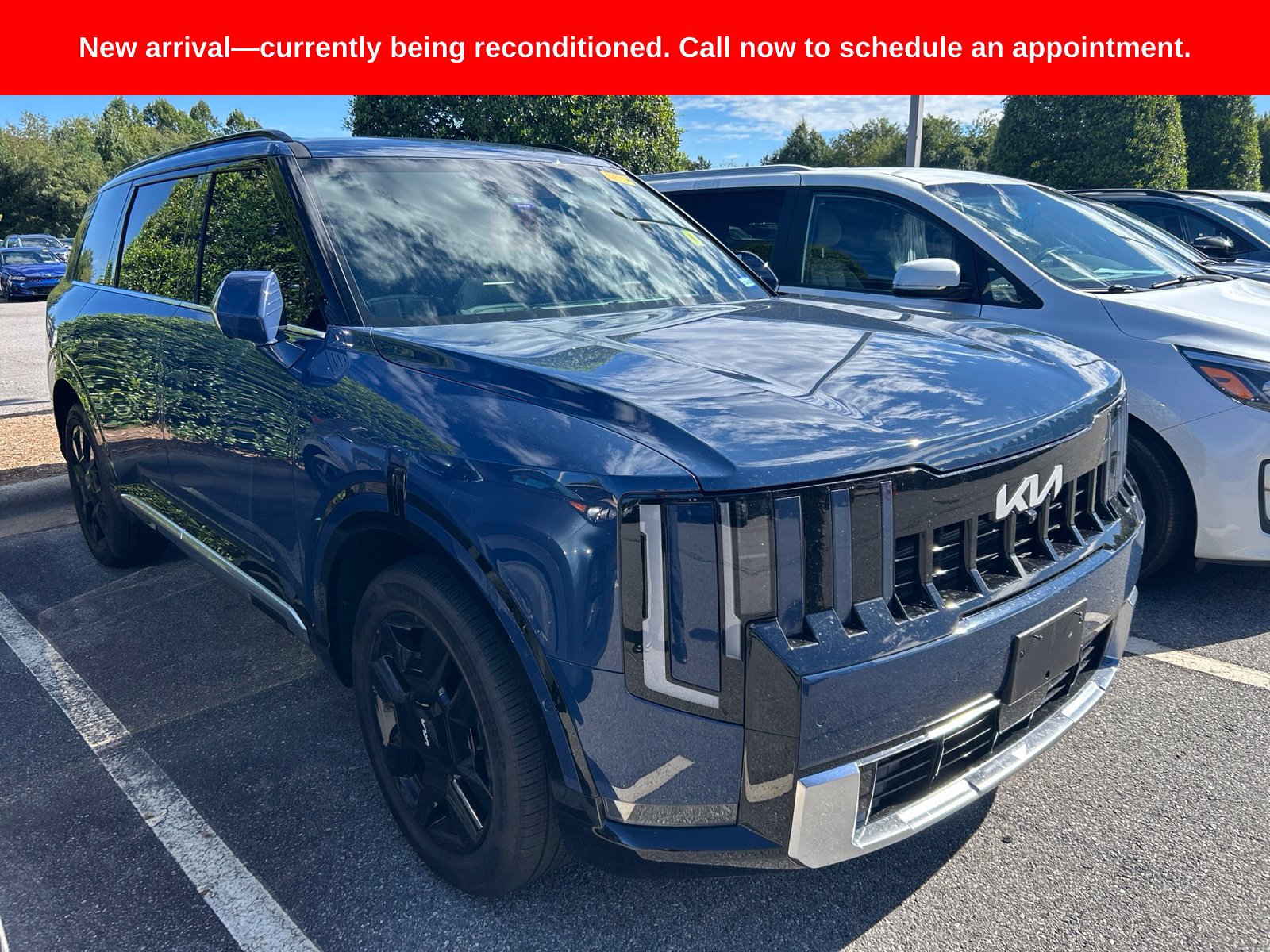 Used 2027 Kia Telluride SX Prestige w/ Towing Package AWD/4WD image 3