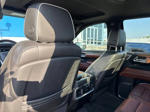 Used 2022 GMC Sierra 1500 Denali Ultimate AWD/4WD image 14