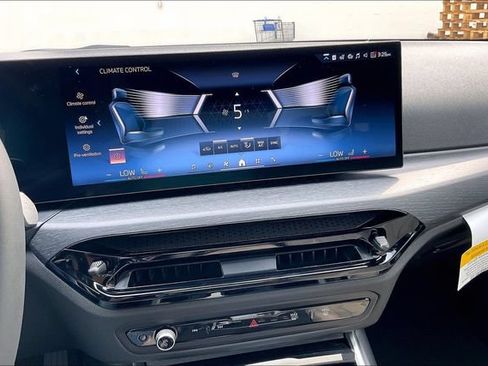 New 2026 BMW 230i Coupe w/ Parking Assistance Package RWD image 6