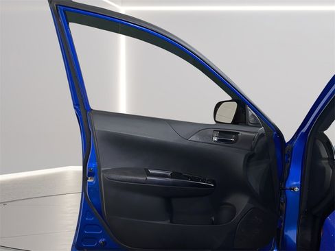 Used 2011 Subaru Impreza WRX STI image 9