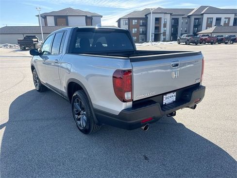 Used 2023 Honda Ridgeline Sport image 11
