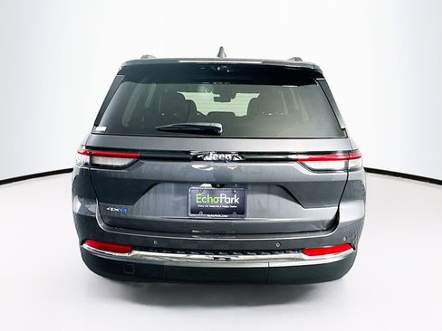 Used 2022 Jeep Grand Cherokee Limited 4xe w/ Luxury Tech Group II AWD/4WD image 7