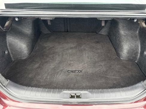 Used 2024 Nissan Altima 2.5 SV image 9