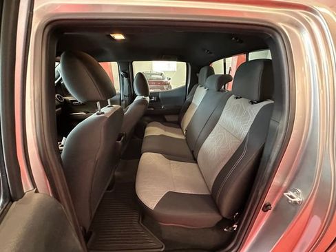 Certified 2023 Toyota Tacoma TRD Sport AWD/4WD image 14