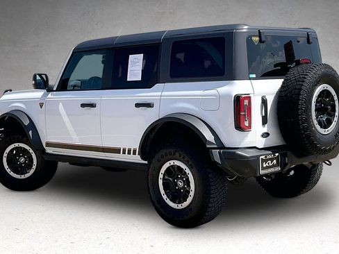 Used 2023 Ford Bronco Badlands AWD/4WD image 4