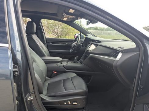 Used 2020 Cadillac XT5 Premium Luxury image 18