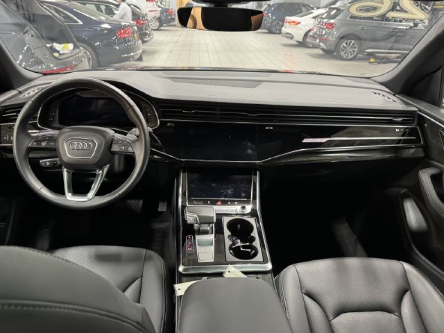 Used 2026 Audi Q8 Premium Plus AWD/4WD image 11