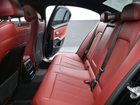 Used 2023 BMW 330e xDrive w/ Premium Package image 16