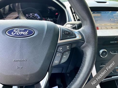 Used 2018 Ford Edge SEL w/ Equipment Group 201A AWD/4WD image 17