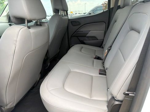 Used 2022 Chevrolet Colorado W/T w/ WT Convenience Package RWD image 22