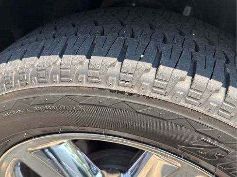 Used 2014 Chevrolet Tahoe LTZ AWD/4WD image 11