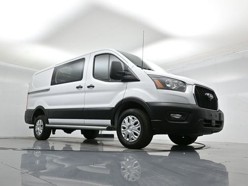 Certified 2024 Ford Transit 250 Base w/ Exterior Upgrade Package image 41