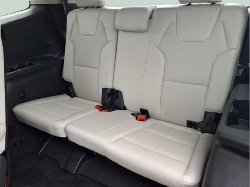 Used 2024 Kia Telluride S w/ S Sunroof Package FWD image 22