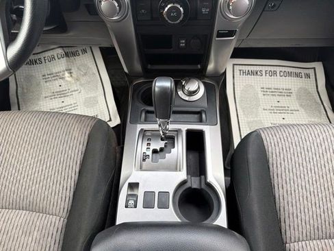 Used 2018 Toyota 4Runner SR5 AWD/4WD image 23