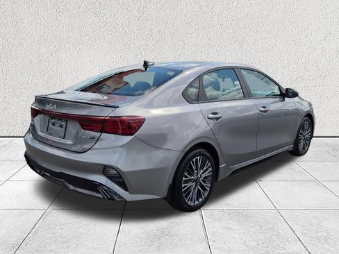 Used 2024 Kia Forte GT-Line FWD image 3