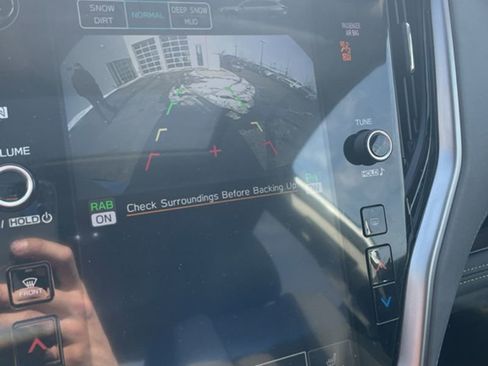 Used 2024 Subaru Outback Onyx Edition image 18