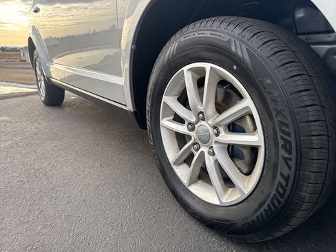 Used 2014 Dodge Journey SXT w/ Flexible Seating Group image 7