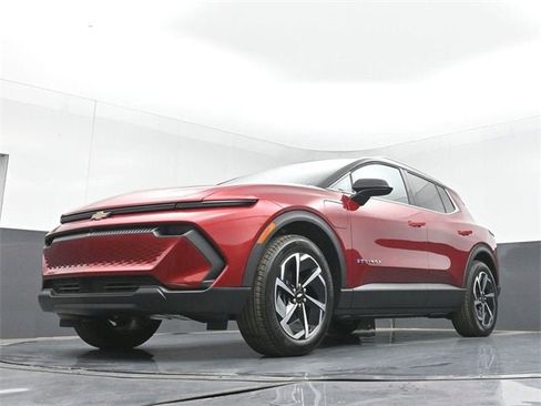 New 2026 Chevrolet Equinox EV LT image 49