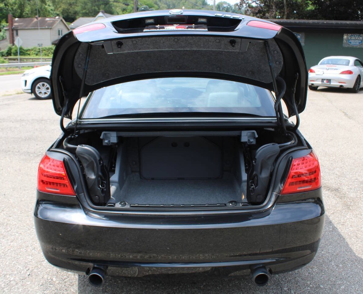 Used 2013 BMW 335i Convertible RWD image 36