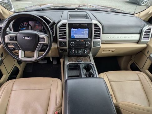 Used 2017 Ford F450 Lariat image 4