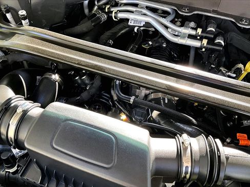 Used 2025 Ford Explorer ST image 28