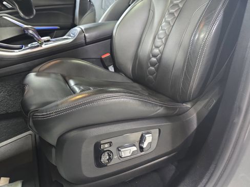 Used 2023 BMW X5 M w/ Executive Package AWD/4WD image 28