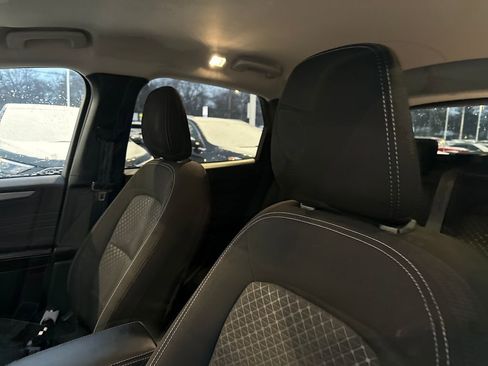 Used 2025 Ford Escape Active image 18