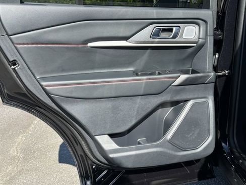 Used 2025 Ford Explorer ST w/ Sun And Sound Package AWD/4WD image 23