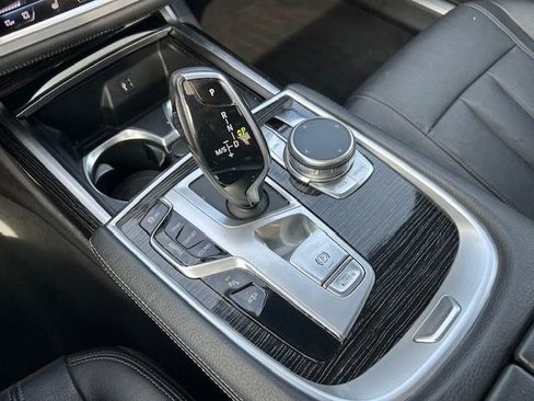 Used 2019 BMW 740i xDrive w/ M Sport Package AWD/4WD image 28