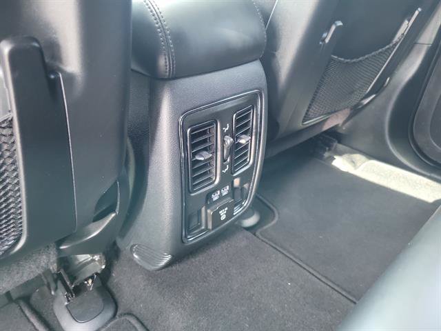 Used 2020 Jeep Grand Cherokee Limited RWD image 13