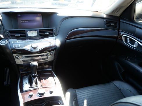 Used 2012 INFINITI M37 w/ Sport Pkg RWD image 11