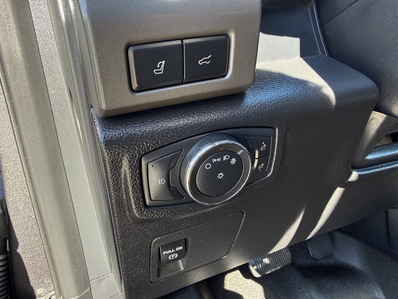 Used 2021 Ford Expedition Max XLT AWD/4WD image 11
