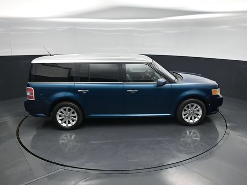 Used 2011 Ford Flex SEL FWD image 35