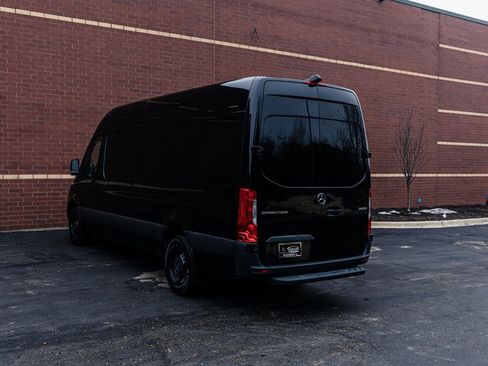 Used 2025 Mercedes-Benz Sprinter 2500 image 20