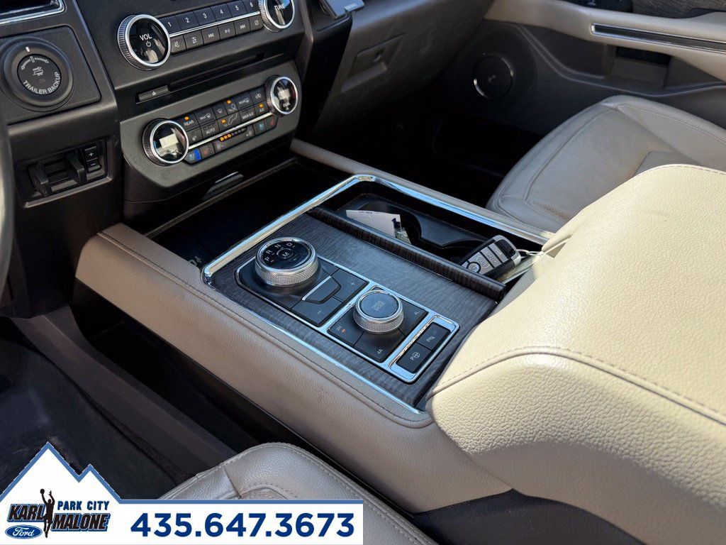 Used 2018 Ford Expedition Limited w/ Equipment Group 302A AWD/4WD image 24