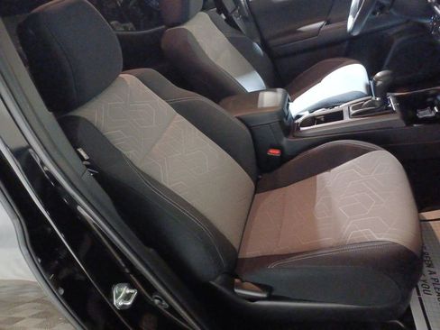 Used 2023 Toyota Tacoma TRD Off-Road image 24