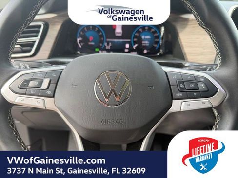 Certified 2025 Volkswagen Atlas SEL AWD/4WD image 22
