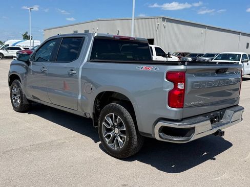 Used 2024 Chevrolet Silverado 1500 LT AWD/4WD image 19
