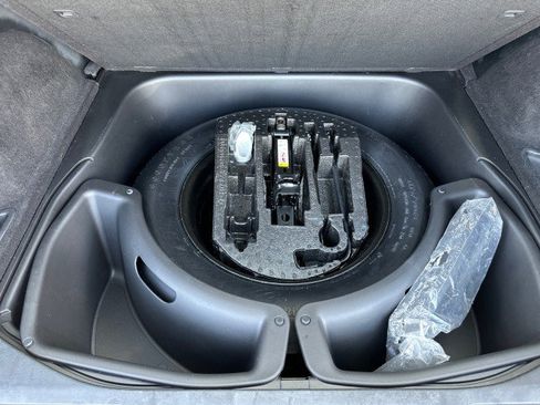 Used 2018 Jeep Grand Cherokee Altitude image 21