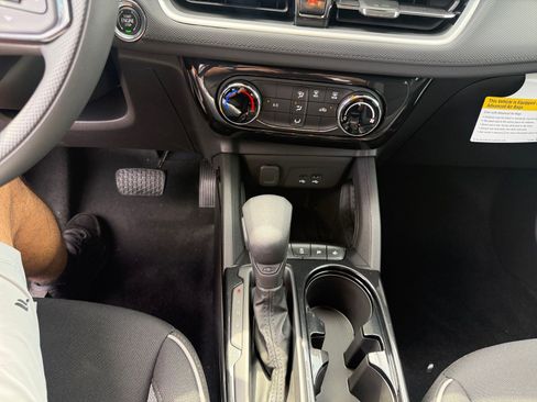 New 2026 Chevrolet TrailBlazer LT FWD image 21