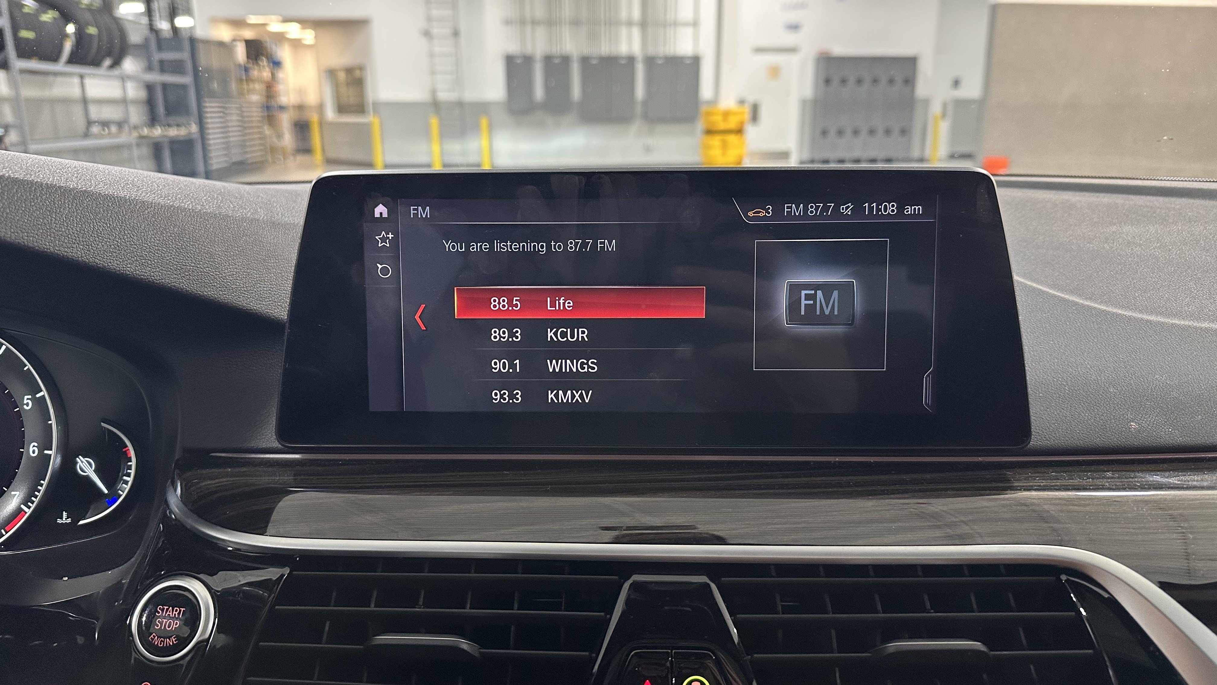 Used 2019 BMW 530i xDrive w/ Luxury Package AWD/4WD image 25