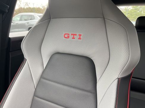New 2026 Volkswagen GTI SE FWD image 21