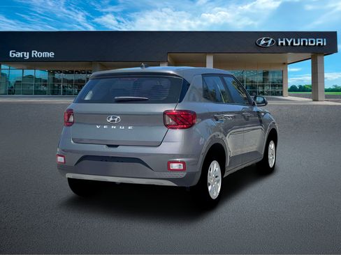 New 2026 Hyundai Venue SE FWD image 7