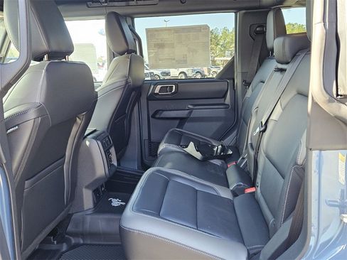 New 2025 Ford Bronco Outer Banks image 6