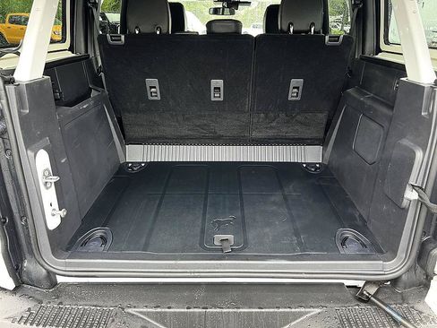 Used 2025 Ford Bronco Badlands AWD/4WD image 24