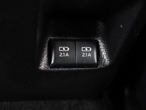 Used 2021 Toyota 4Runner SR5 image 32